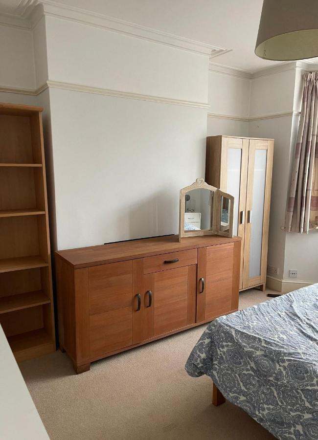 Nharakat Mansion Apartment Southampton Luaran gambar